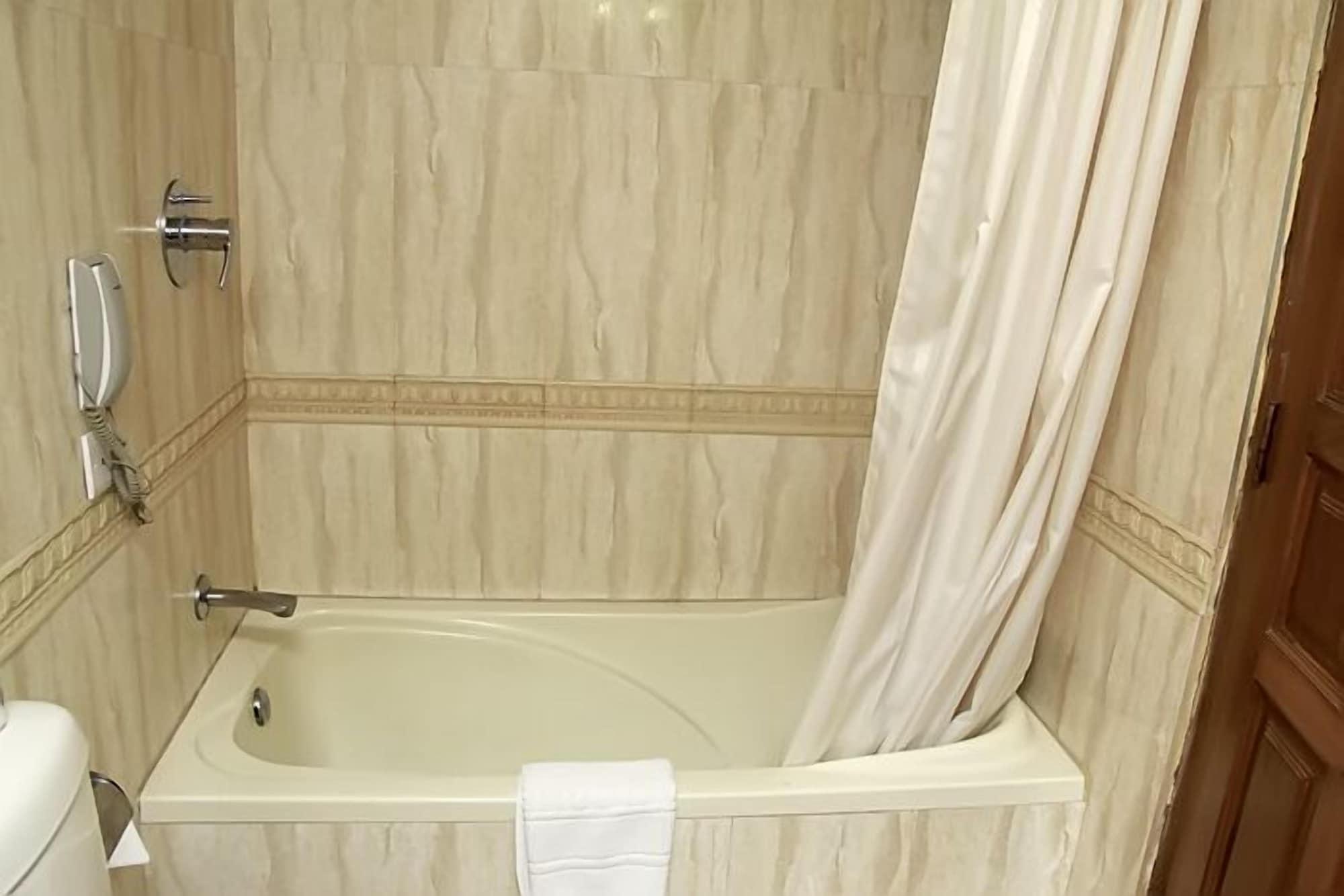 Hotel Swiss Garden Dhaka Zewnętrze zdjęcie