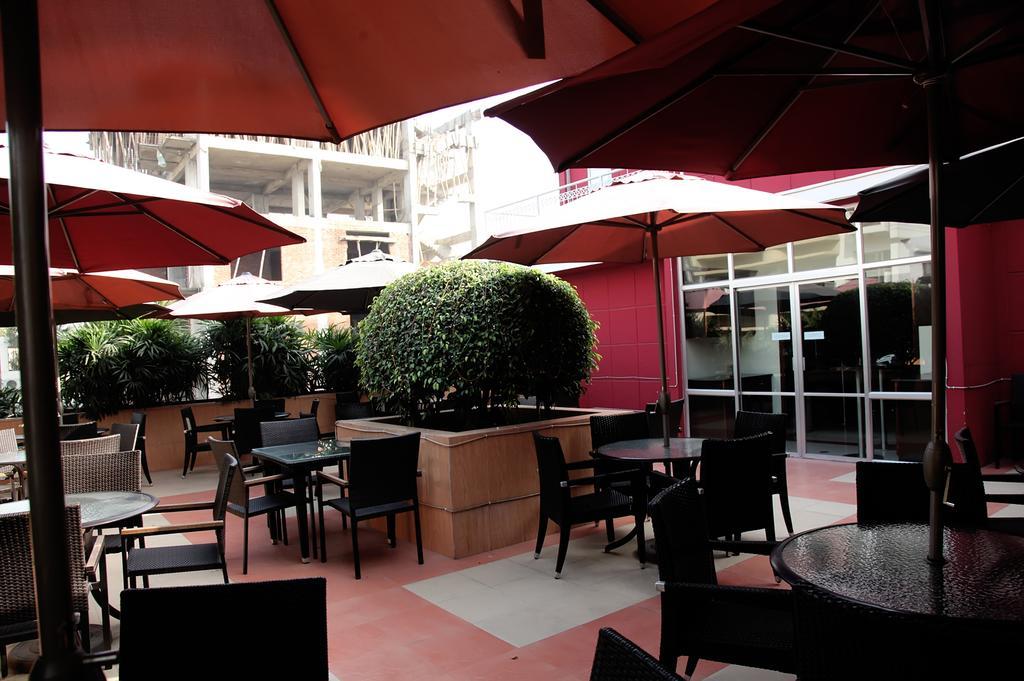 Hotel Swiss Garden Dhaka Zewnętrze zdjęcie