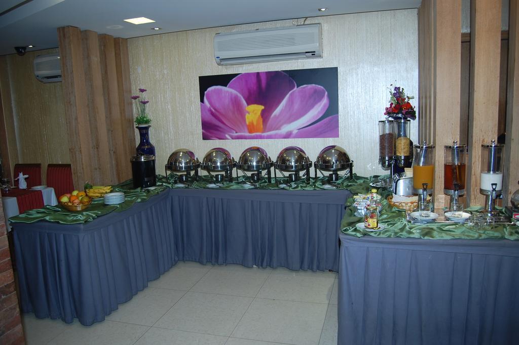 Hotel Swiss Garden Dhaka Zewnętrze zdjęcie